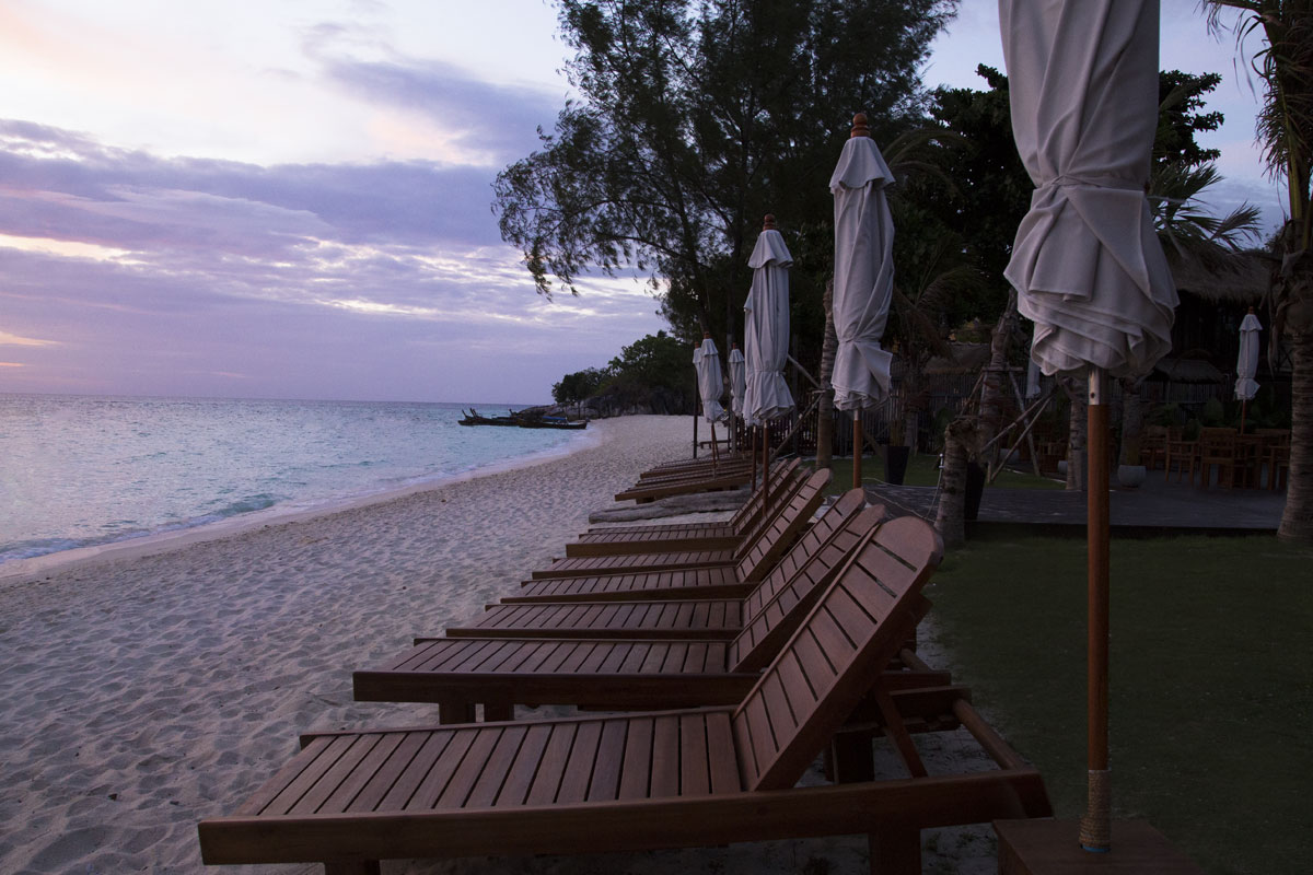 pattaya beach longtail