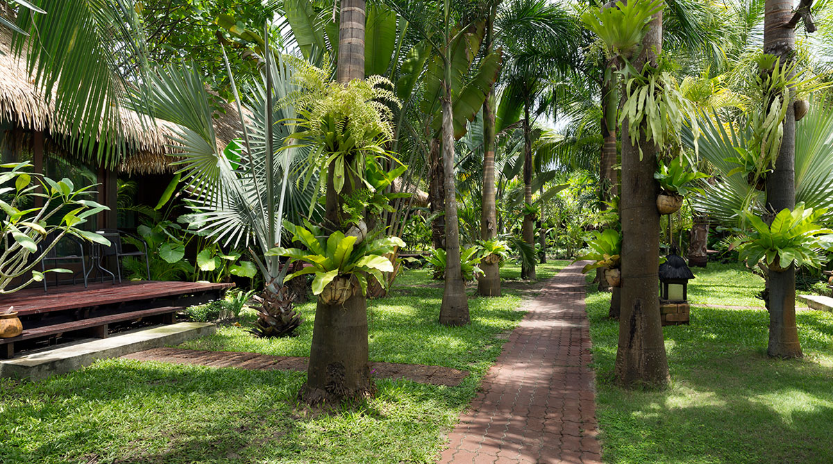 balinese-luxury-garden-view-8.jpg