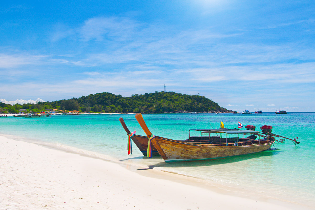 longtail boats pattaya beach